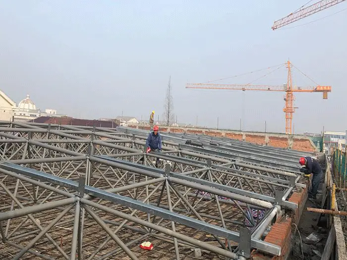 公主岭四小体育馆网架
